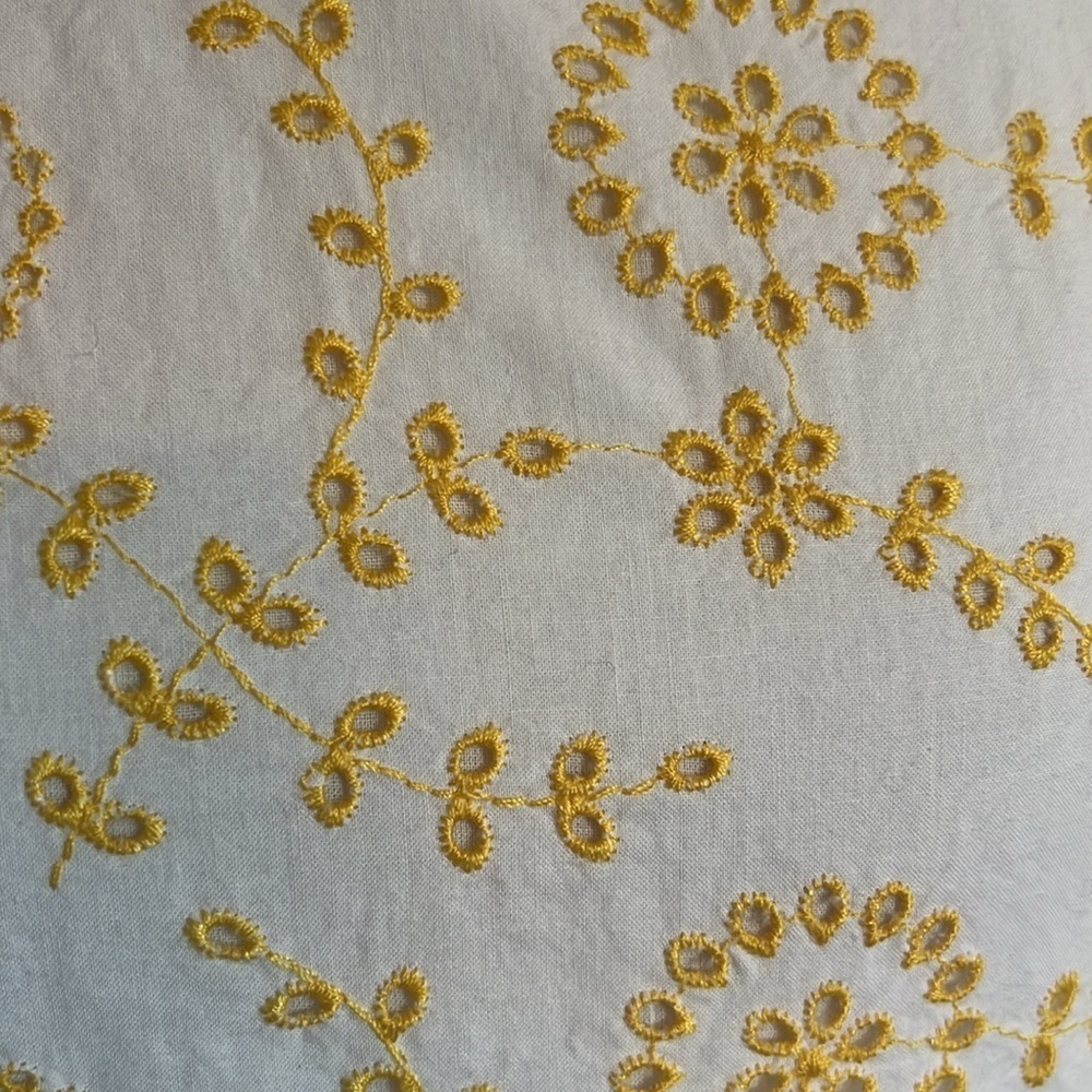 Isaac Mizrahi Live White Cotton Dress with Yellow Eyelet Embroidery Size 2 - Picture 4 of 11